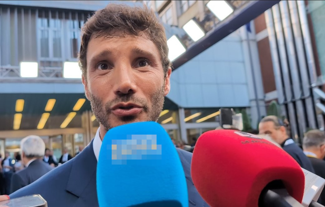 stefano de martino decisione rai