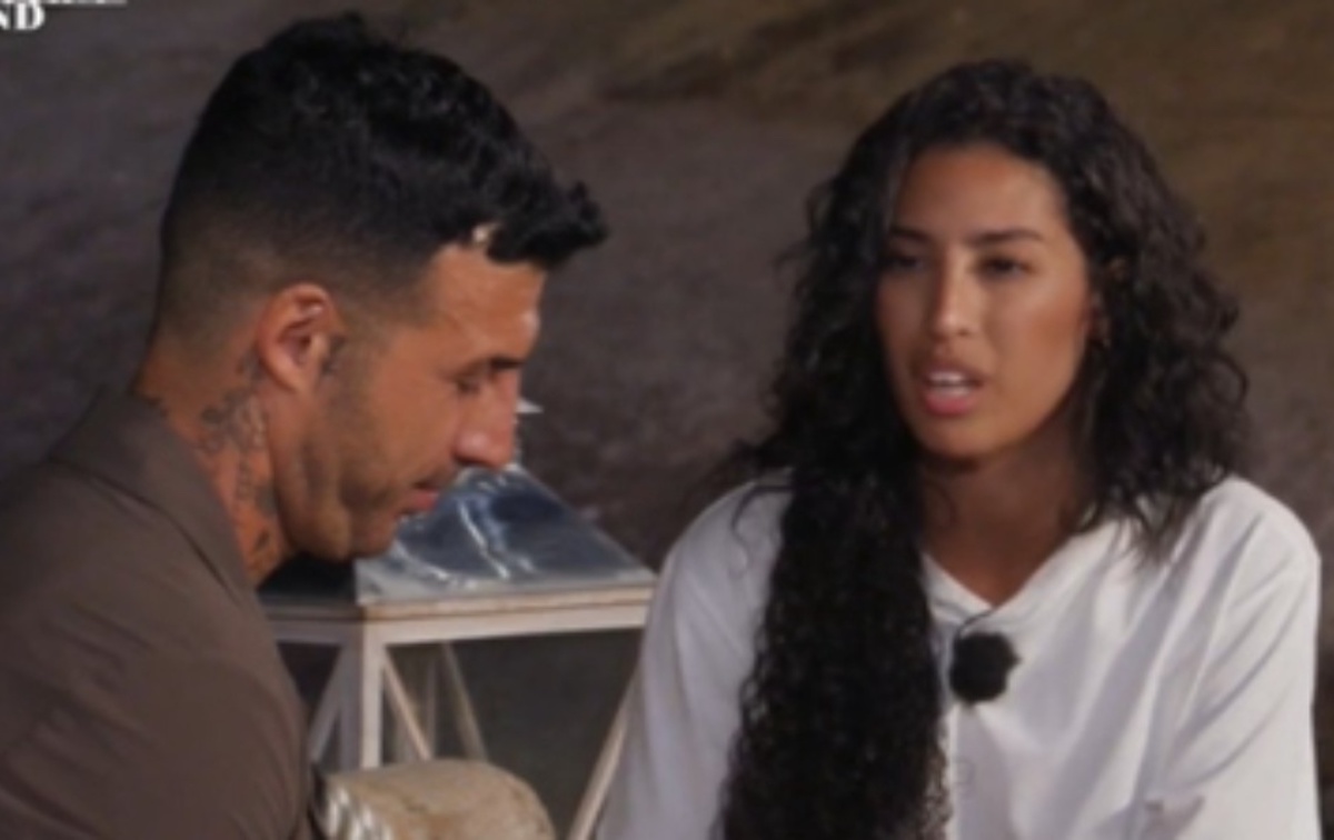 Temptation Island, Fabio confessa di aver tradito Sara: la fidanzata chiede il falò di confronto