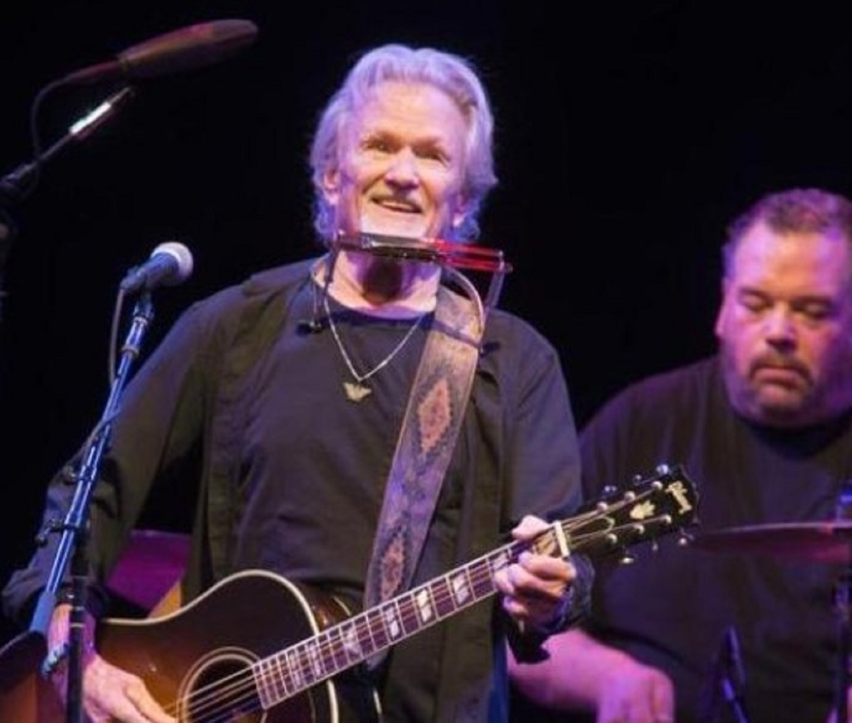 Morto a 88 anni l'attore  e cantante Kris Kristofferson 