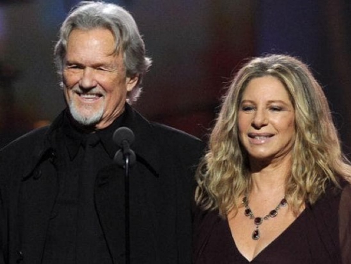 Morto a 88 anni l'attore  e cantante Kris Kristofferson 