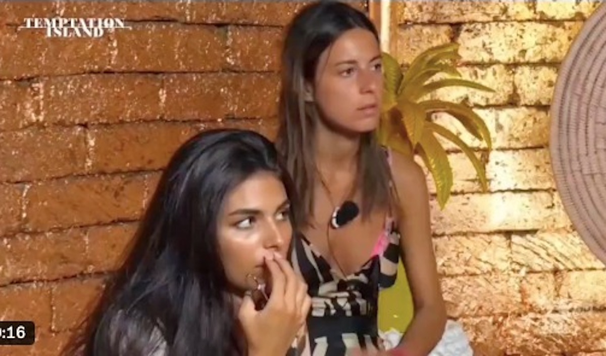 Temptation island, Alfred si eccita parlando con la tentatrice