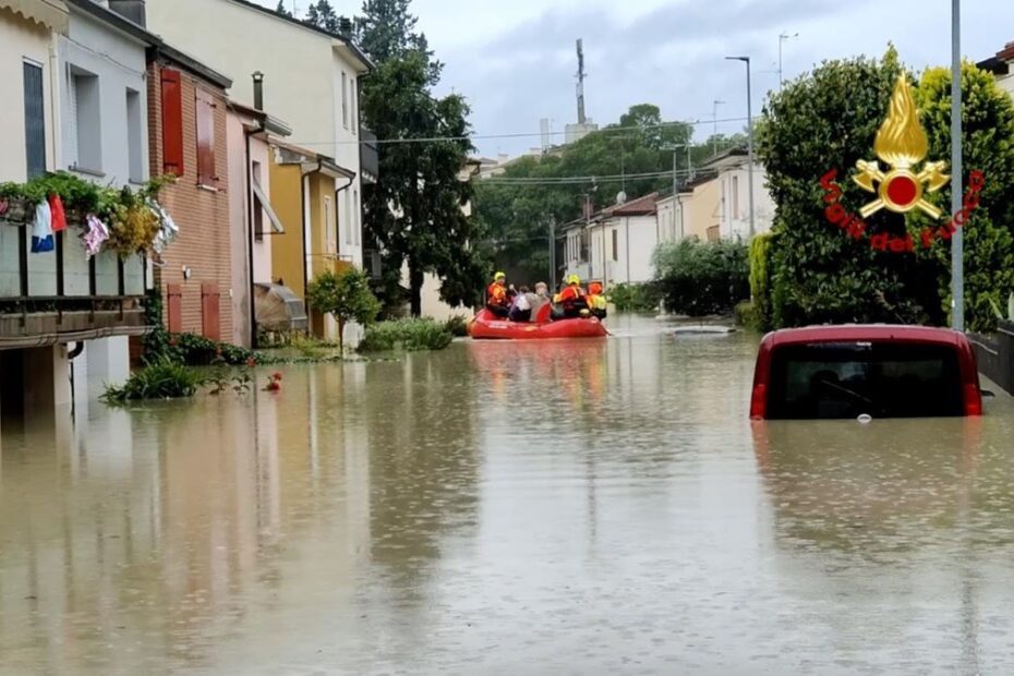 Regione Italiana Allerta Rossa Maltempo