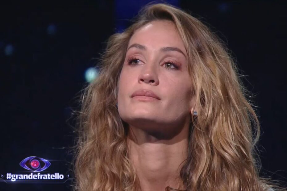 Grande Fratello Helena Lacrime