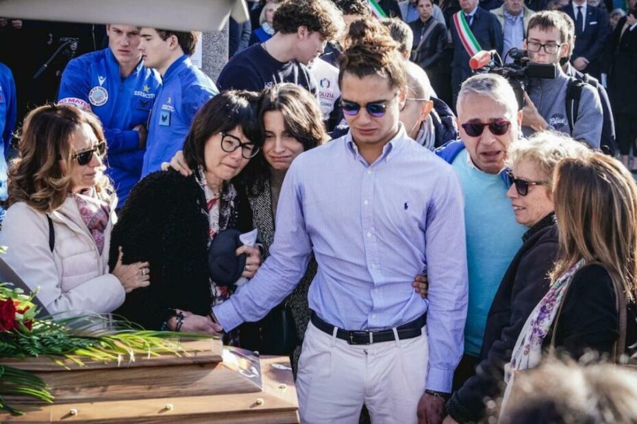 Funerali di Matilde Lorenzi, politici e vip in chiesa