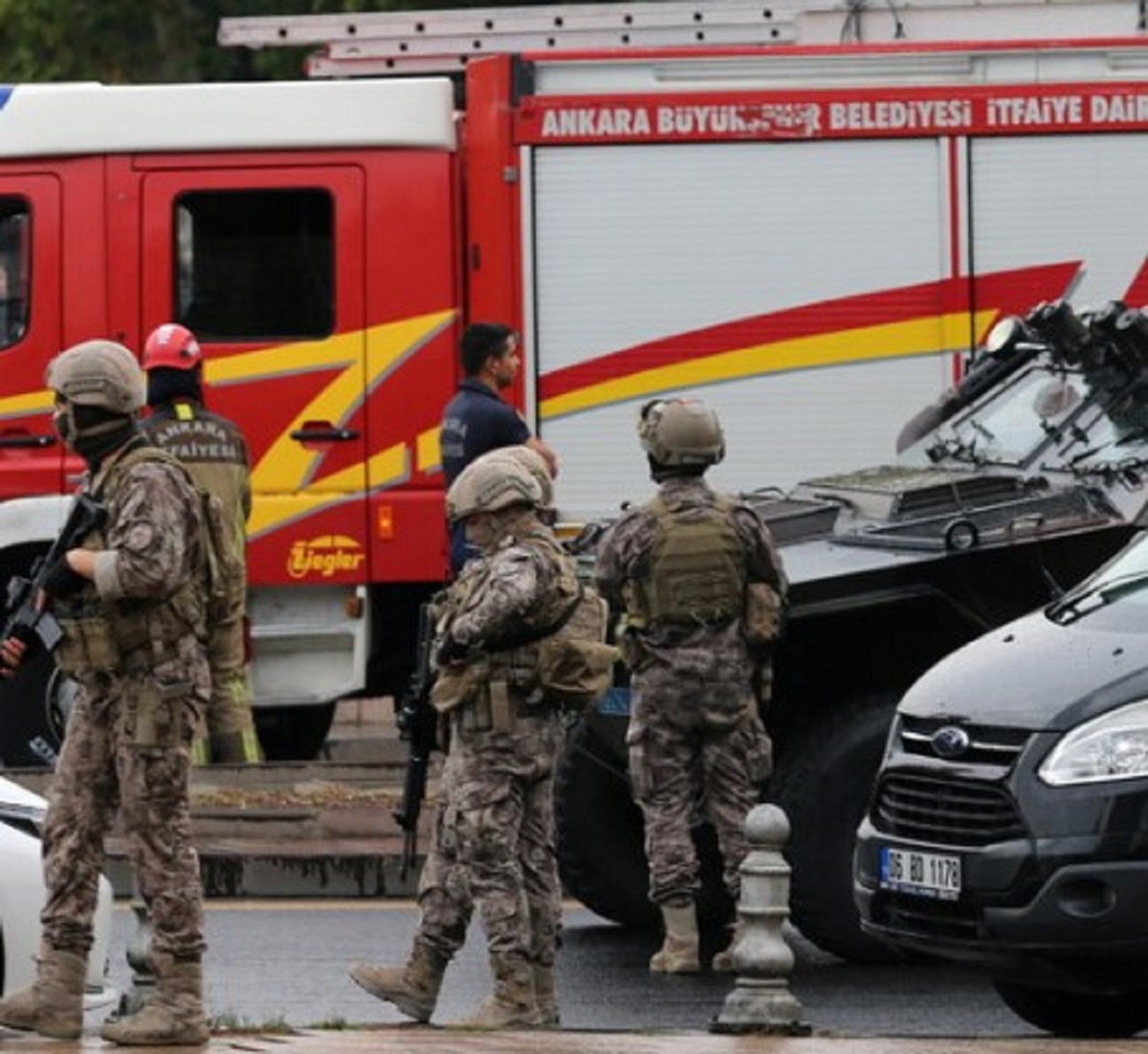 ankara attentato terroristico ci sono morti e feriti 