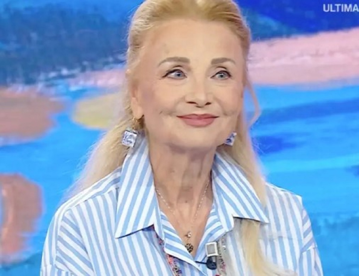 barbara bouchet ospite di Caterina Balivo a La Volta buona 