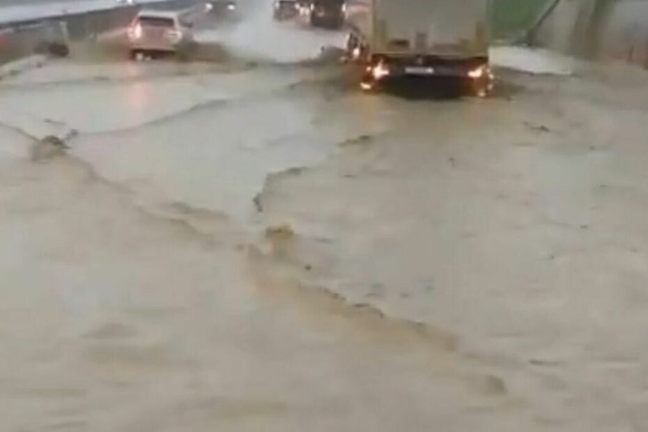 Maltempo, chiusa l’autostrada tra Marotta e Senigallia