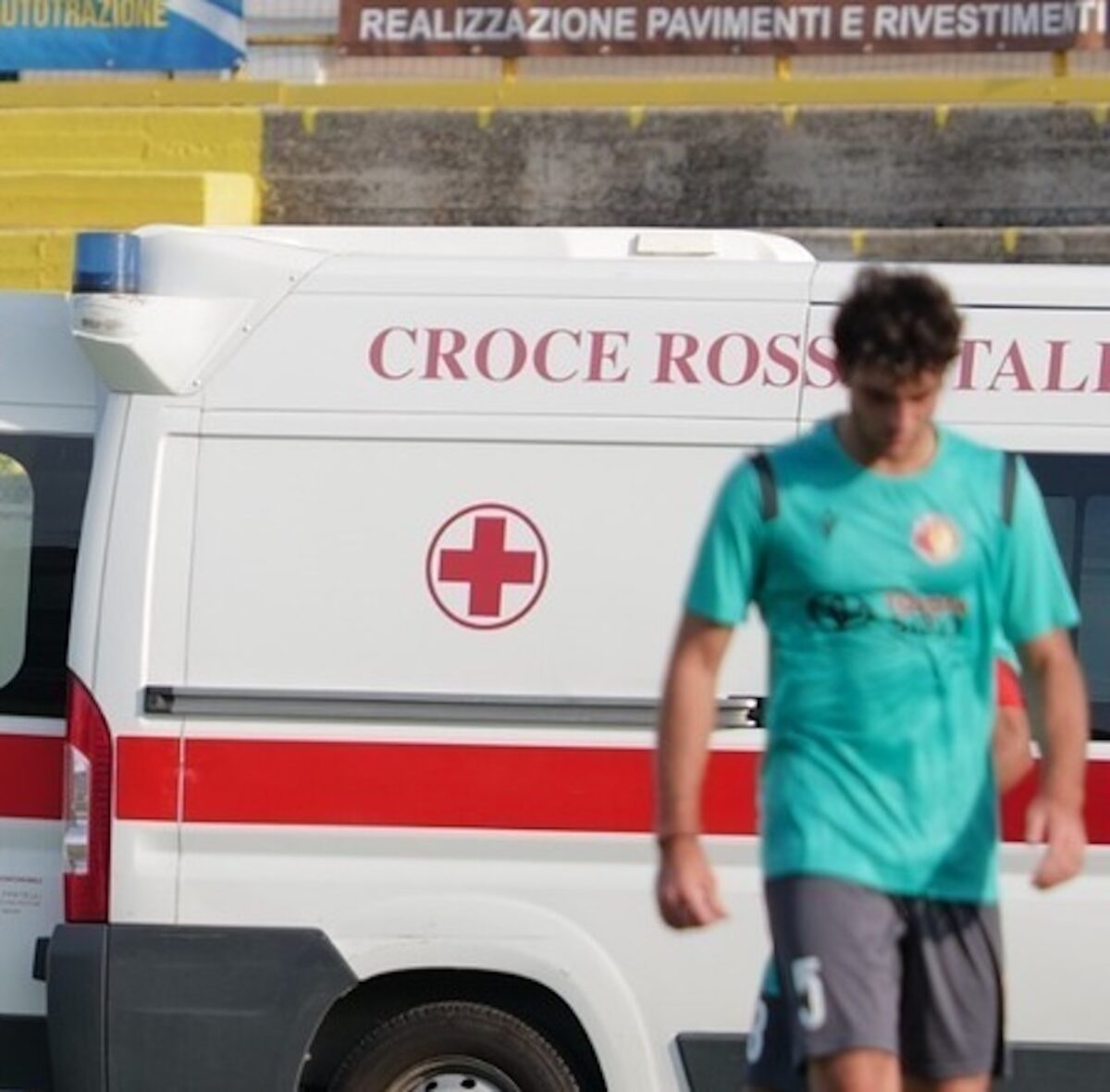 Lutto nel calcio italiano, Mattia muore improvvisamente in campo