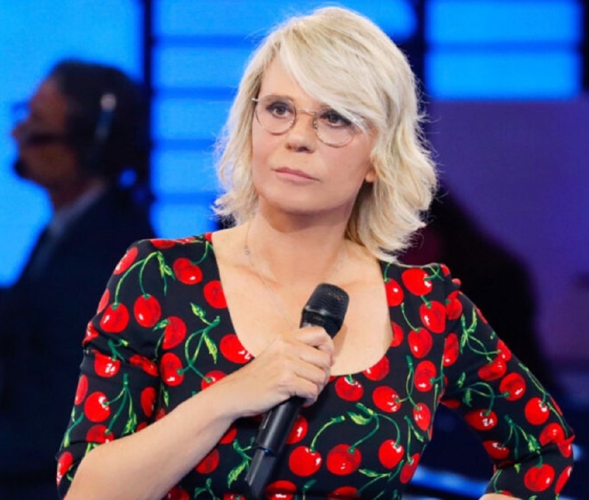 Amici 24, Lorella Cuccarini giura fedeltà a Maria De Filippi