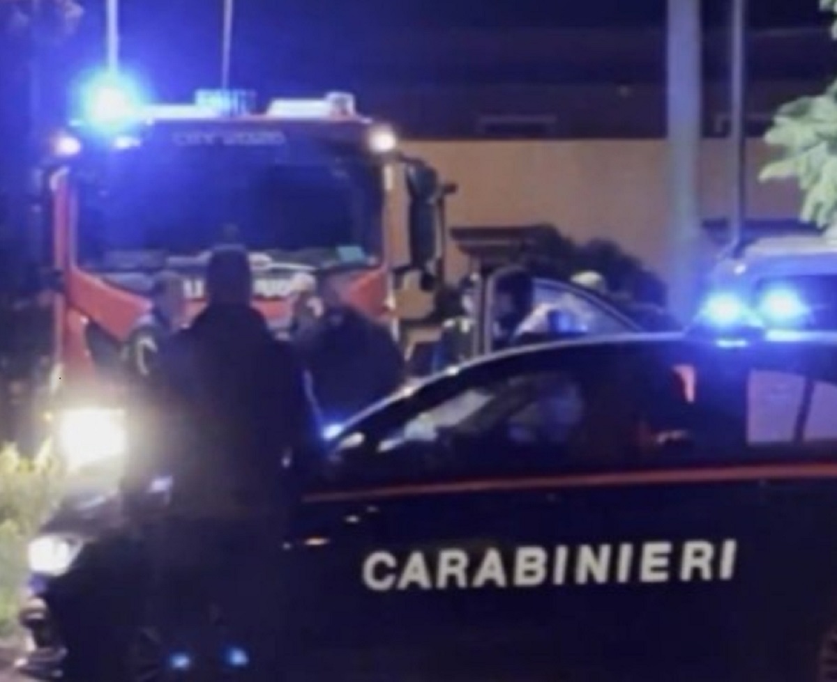 Taranto trovato cadavere in auto 