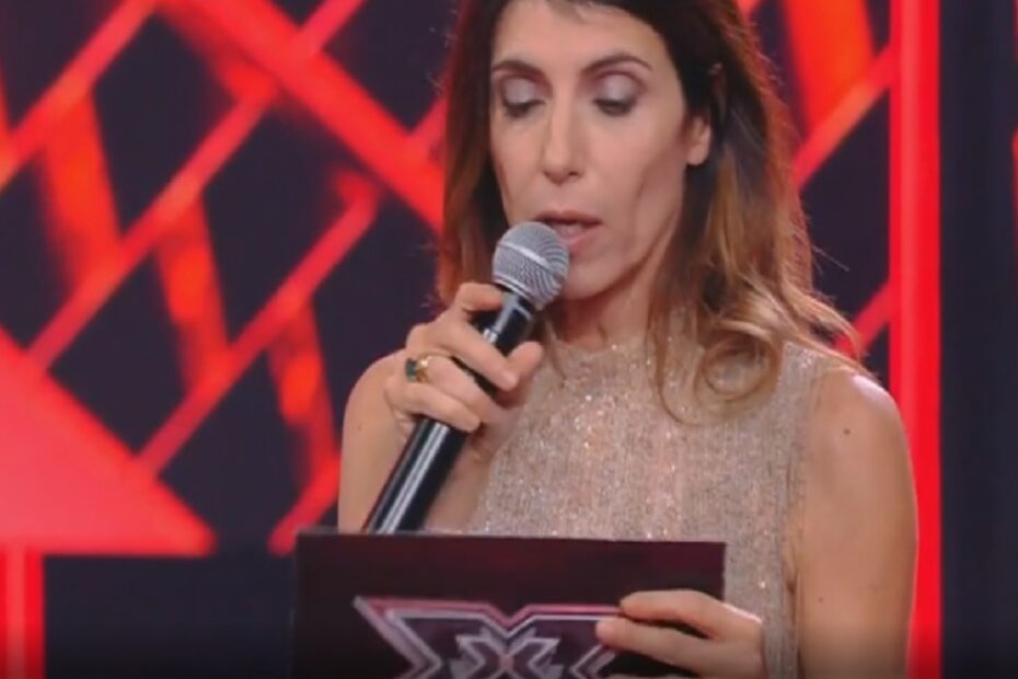 “Voi, fuori”. X Factor, doppia eliminazione: scoppia la bufera