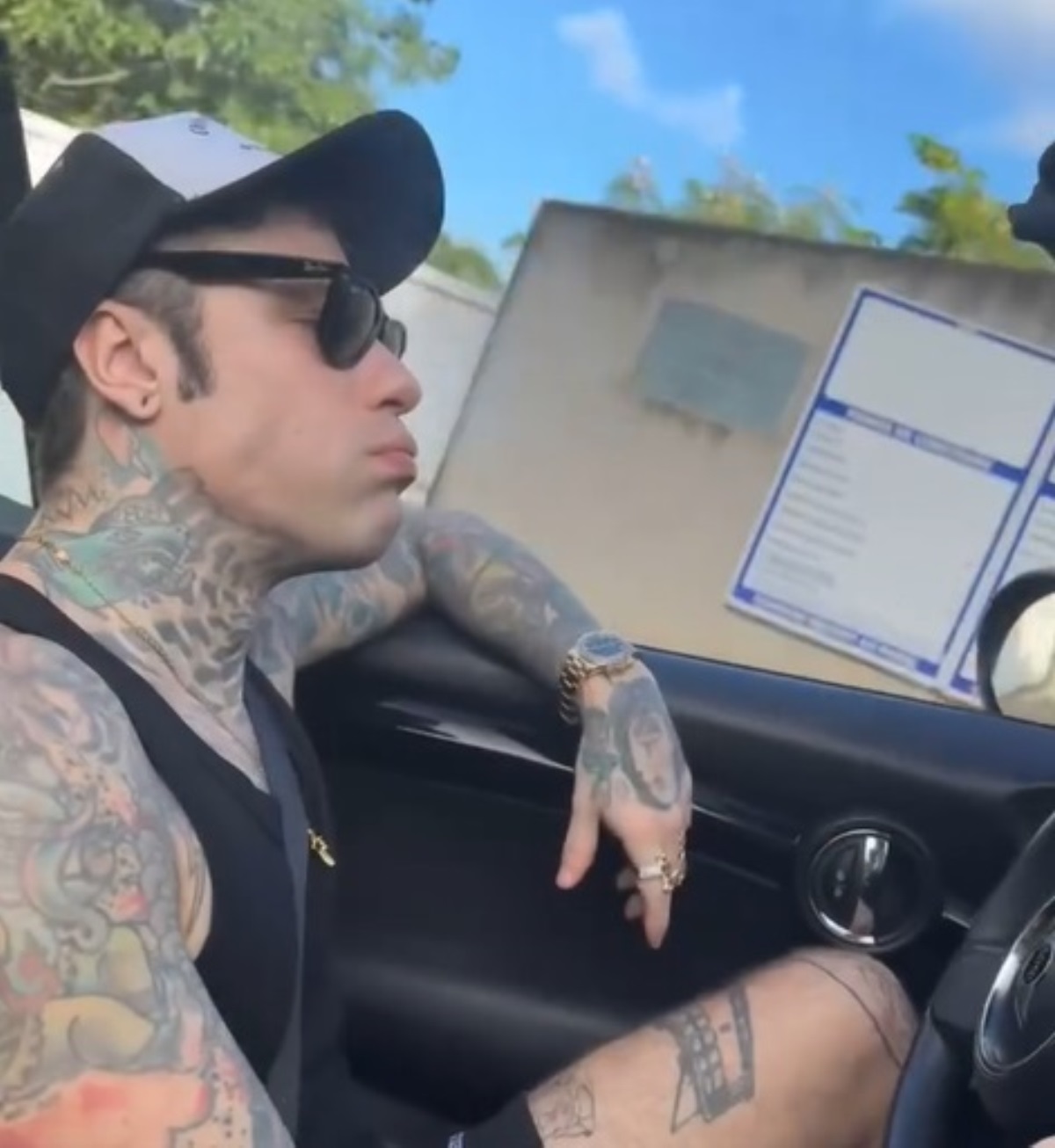 fedez vacanze extra lusso