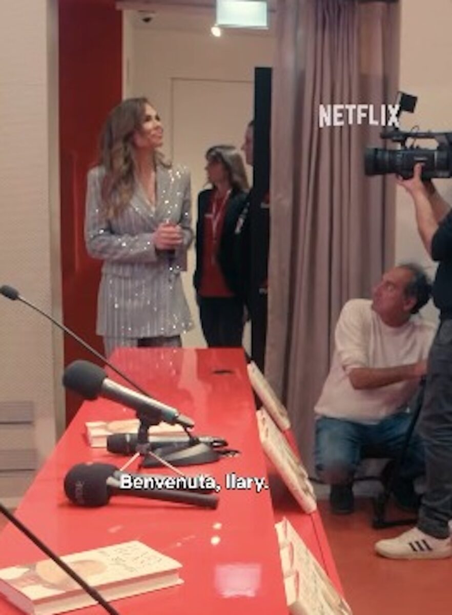 Ilary Blasi, nella serie di Netflix c'è anche Federica Sciarelli