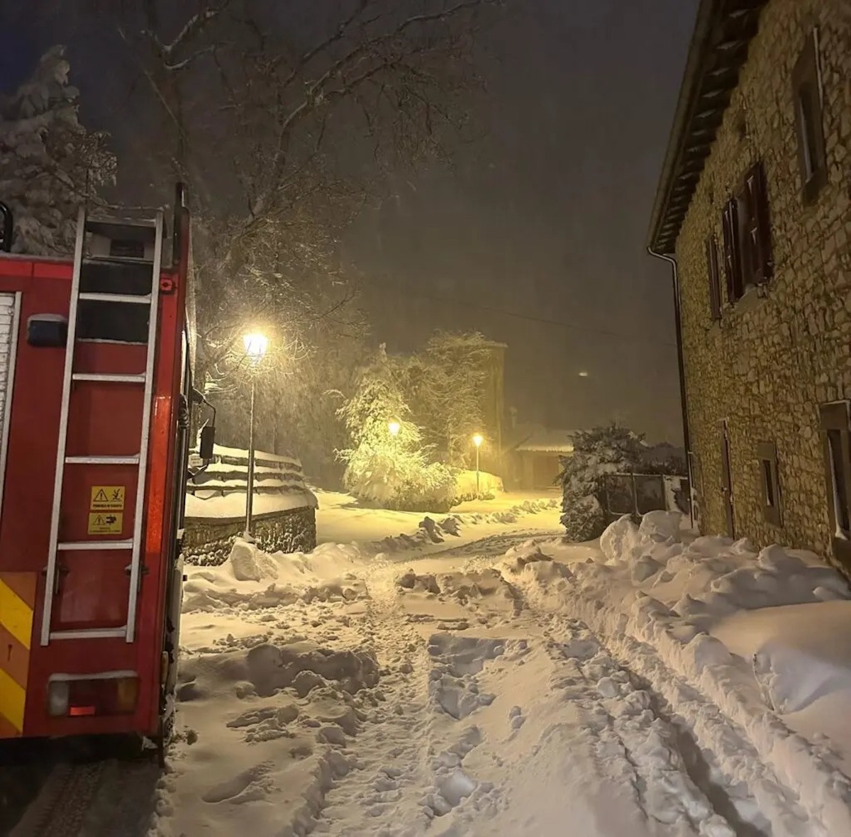 Maltempo in Emilia Romagna: neve, frane e blackout