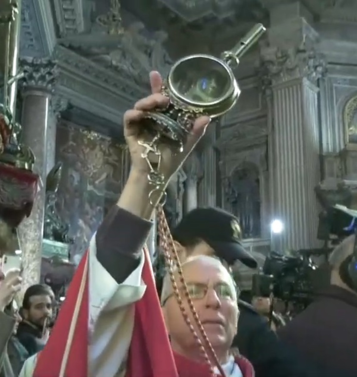 miracolo san gennaro sangue non si è sciolto