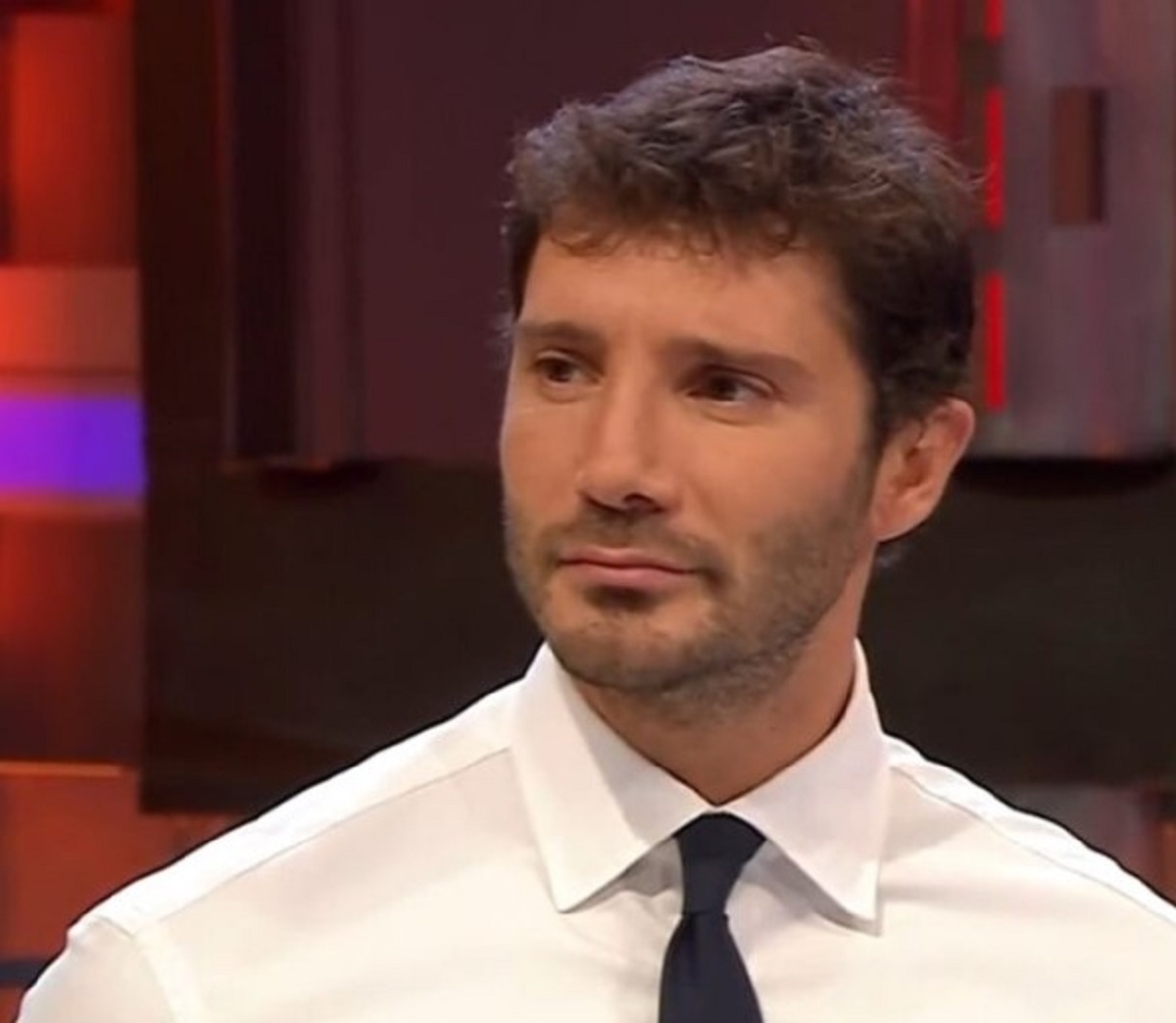 peciale Rai 1 23 dicembre non ci sarà Stefano De Martino 