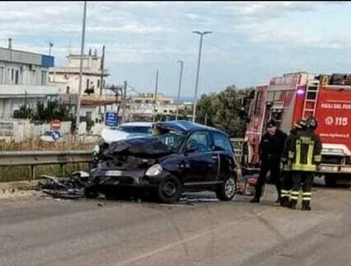 Ostuni, grave incidente stradale: morta ragazza 22 anni 