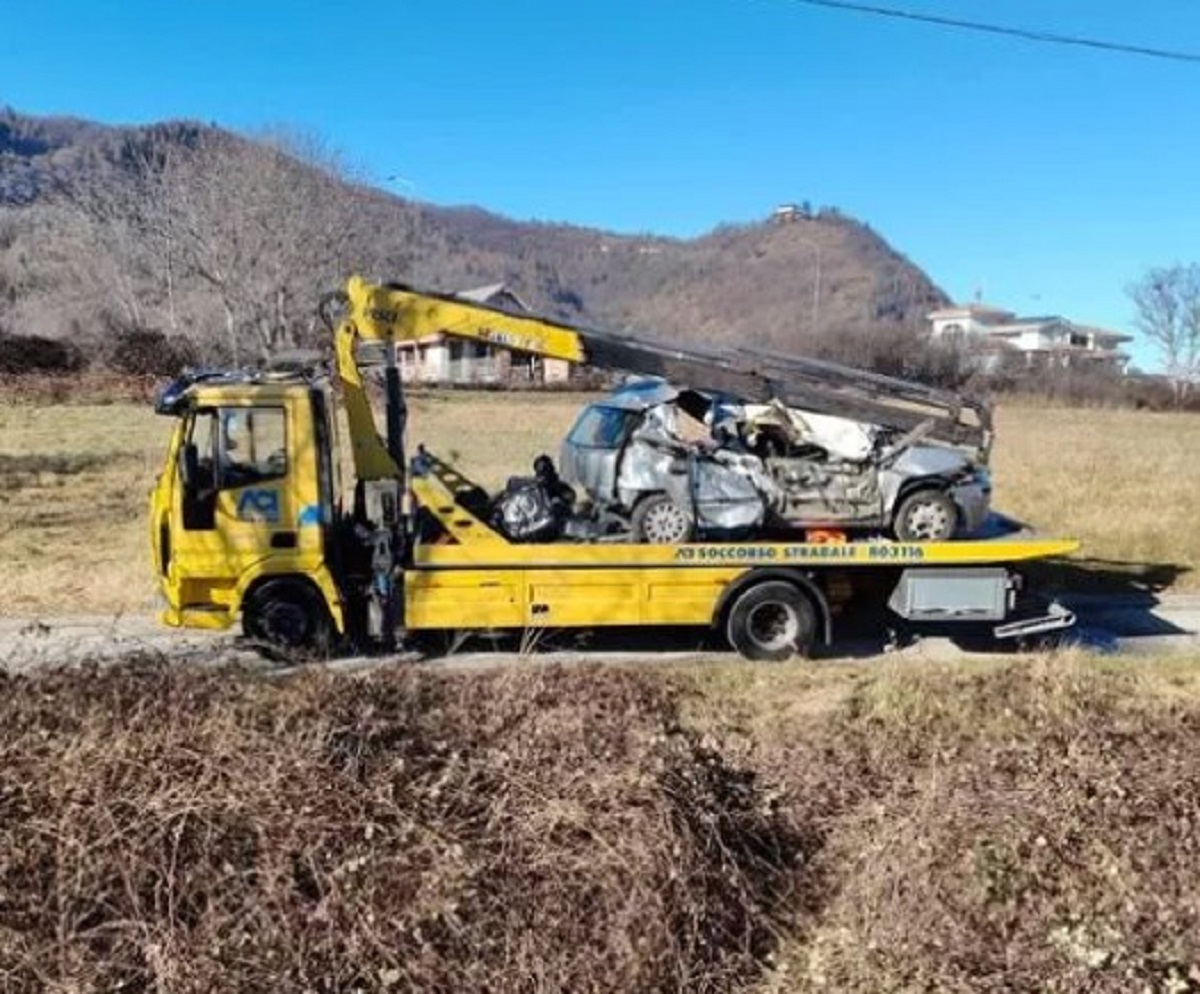 Vignolo incidente stradale morto 47enne 