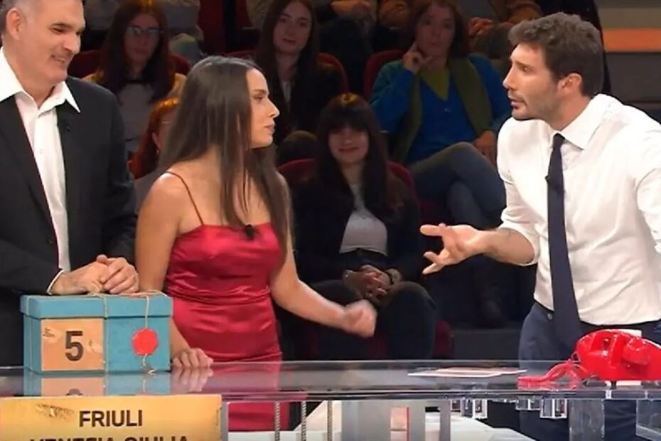 “Ah ma stanno insieme?”. Affari Tuoi, colpo di scena sul finale