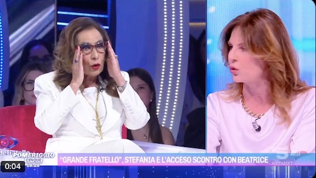 Pomeriggio 5, Marina La Rosa contro Beatrice Luzzi